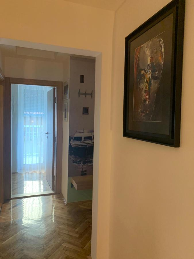 Artloft Lejlighed Novi Sad Eksteriør billede